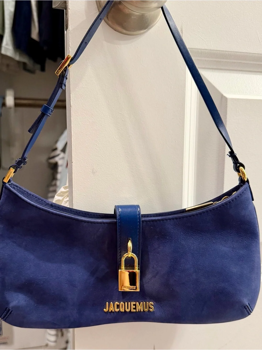 Jacquemus sleek shoulder